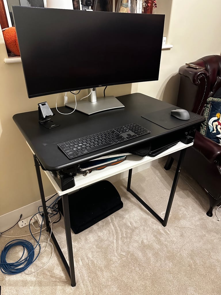 White Desk + Yo Yo Standing Desk