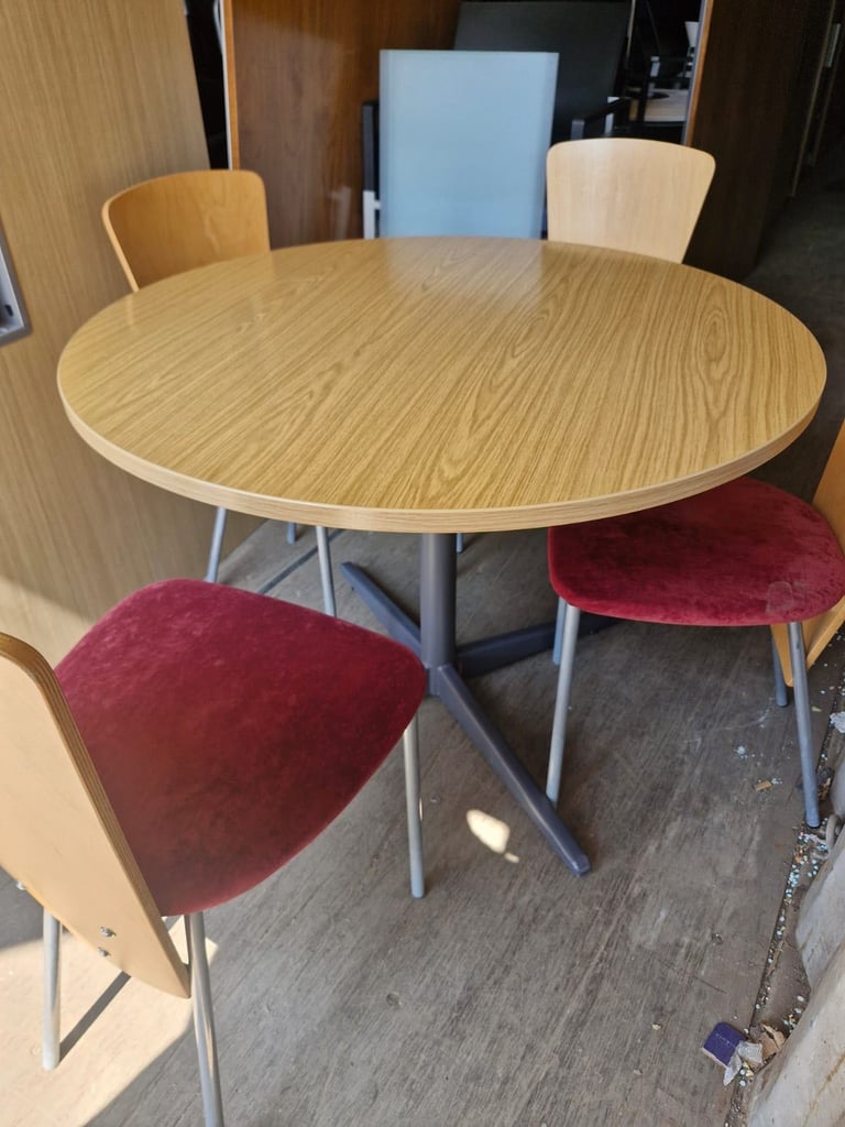 Office Furniture warehouse fullbranded furniture chairs desks cabinets monitors Free local delivery