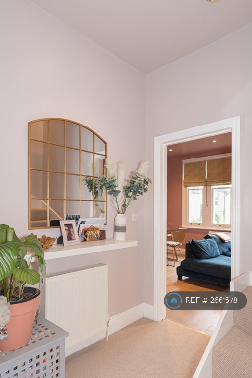 2 bedroom flat in Cavendish Road, London, SW12 (2 bed) (#2661578)