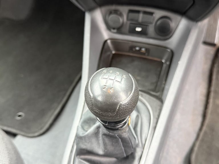 2011 Kia Rio 1.4 1 5dr HATCHBACK Petrol Manual