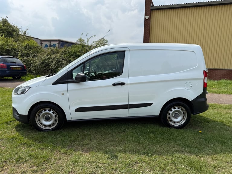 2019 Ford Transit Courier 1.5 TDCi Van [6 Speed] 15 FORD DEALER SERVICES CAMBELT REPLACED PLUS VA...