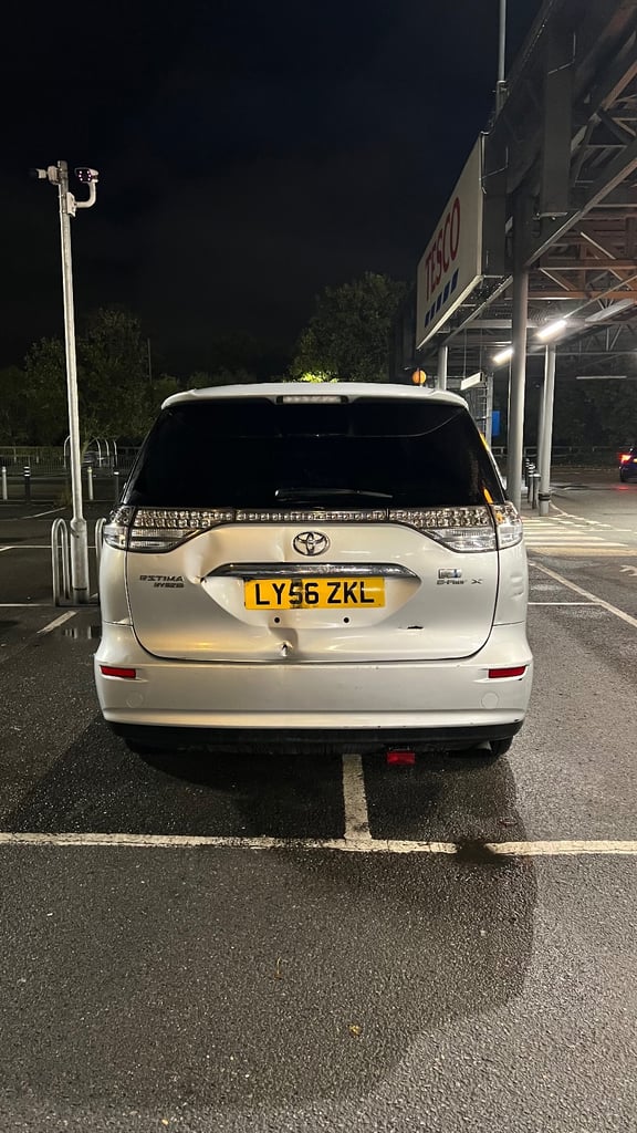 2006 Toyota estima 7 seater HYBRID 2.4 AUTOMATIC Ulez free