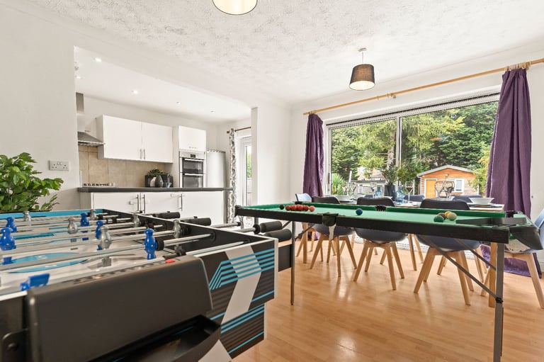 Furnished 6 BR - Parking, Monthly Stays