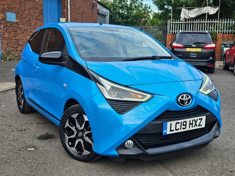 image for 2019 Toyota AYGO 1.0 VVT-i X-Trend 5dr x-shift HATCHBACK Petrol Automatic