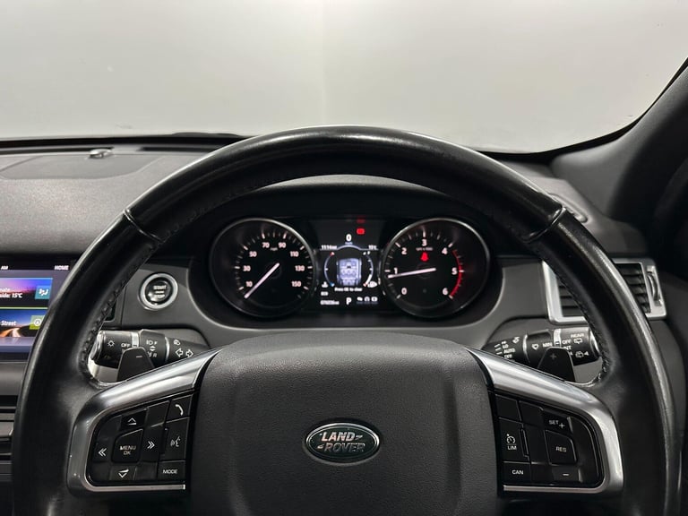 2017 Land Rover Discovery Sport 2.0 TD4 HSE Auto 4WD Euro 6 (s/s) 5dr ESTATE Diesel Automatic