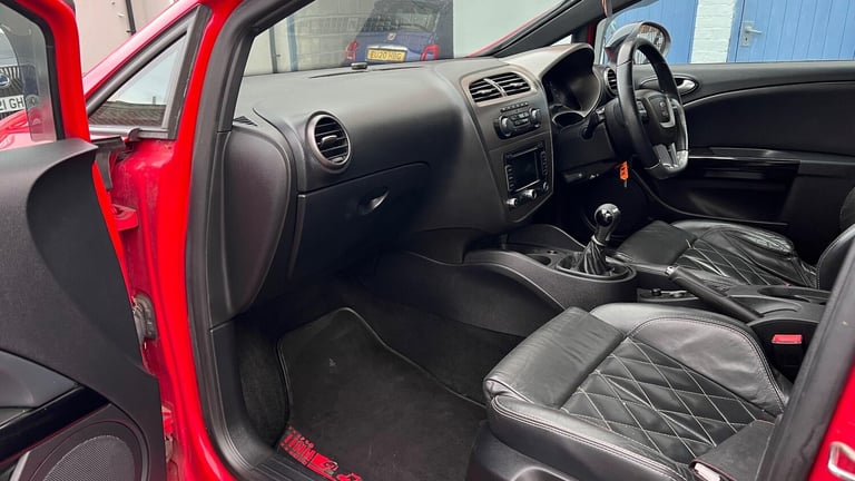 2011 SEAT Leon 2.0 TSI Cupra R Euro 5 5dr Petrol