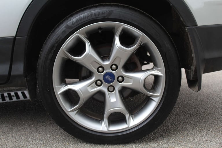 2014 Ford Kuga 2.0 Kuga Titanium 4x4 TDCI 4WD 5dr SUV Diesel Manual