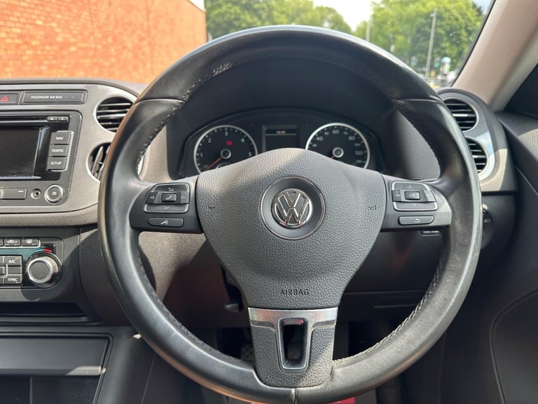 2014 Volkswagen Tiguan 2.0 TDI BlueMotion Tech Match 4WD Euro 5 (s/s) 5dr ESTATE Diesel Manual