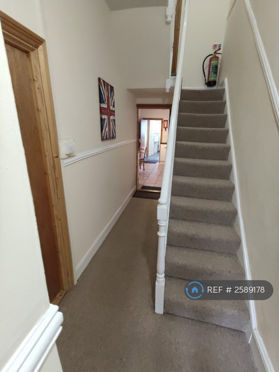 1 bedroom in Phillips Parade, Swansea, SA1 (#2589178)