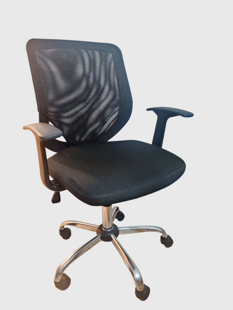 image for Ergonomic Black Mesh Office Chair – Excellent Condition