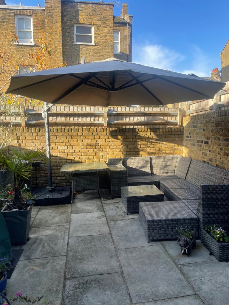 Garden Grey Umbrella Sun Shade Cantilever Large 3m  2 Bases Inc Outdoor Parasol