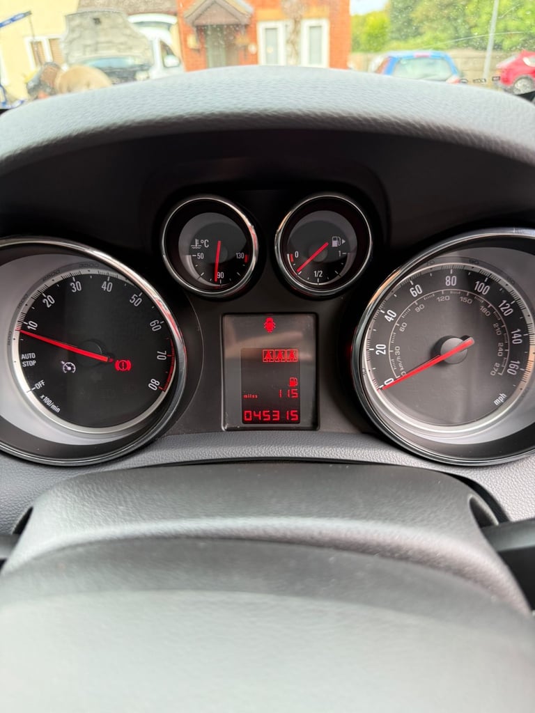 Vauxhall, MOKKA, Hatchback, 2014, Manual, 1364 (cc), 5 doors, 45,000 miles