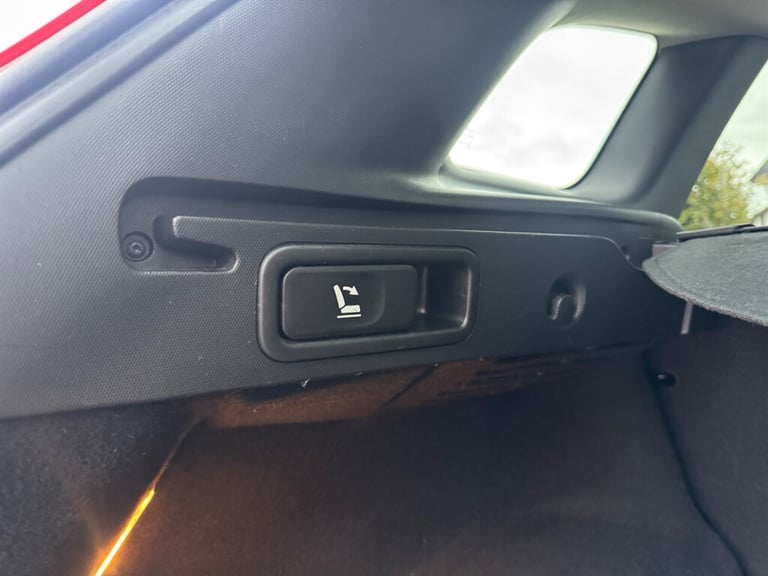 2020 Renault Kadjar S EDITION TCE Hatchback Petrol Manual