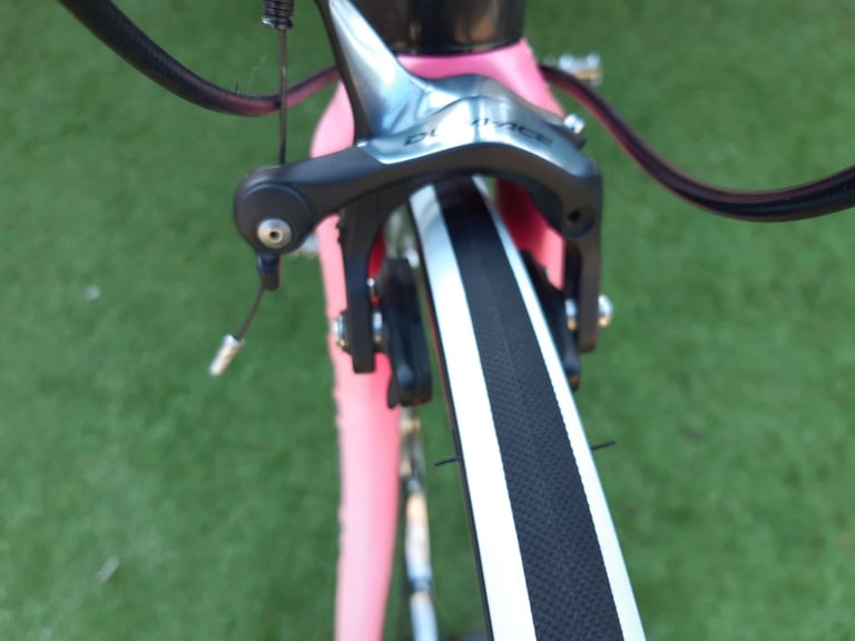 .Ladies Planet X Carbon Fibre Hybrid Road Bike.