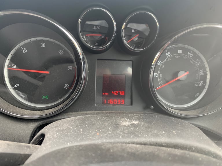 Vauxhall, ASTRA, Hatchback, 2012, Manual, 1686 (cc), 5 doors