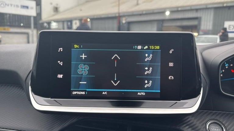 2024 Peugeot 208 50kWh E-Style Hatchback 5dr Electric Auto (7.4kW Charger) (136 ps) Hatchback Ele...