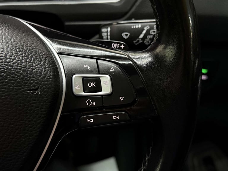 2017 Volkswagen Tiguan 2.0 TDI BlueMotion Tech SEL DSG 4Motion Euro 6 (s/s) 5dr SUV Diesel Automatic