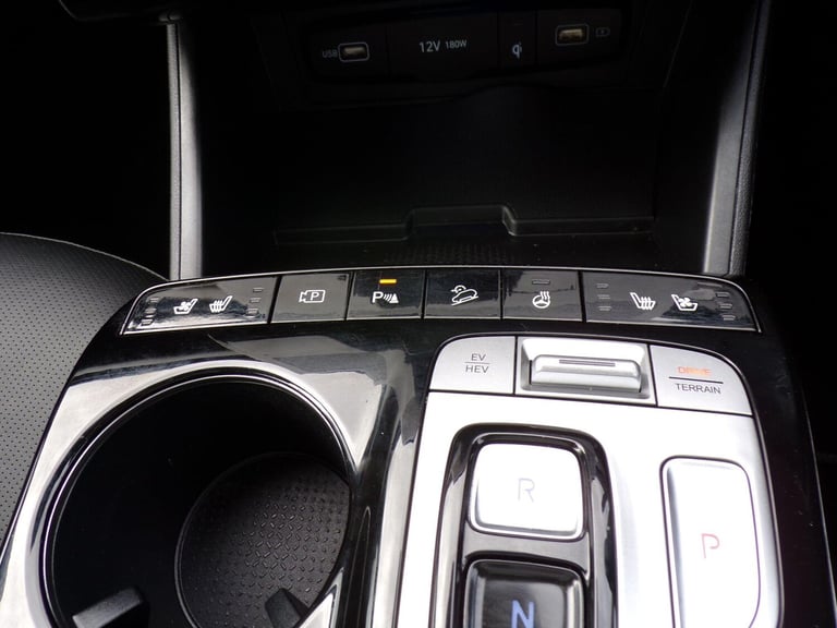 2022 Hyundai TUCSON 1.6 h T-GDi 13.8kWh Ultimate SUV 5dr Petrol Plug-in Hybrid Auto 4WD Euro 6  E...