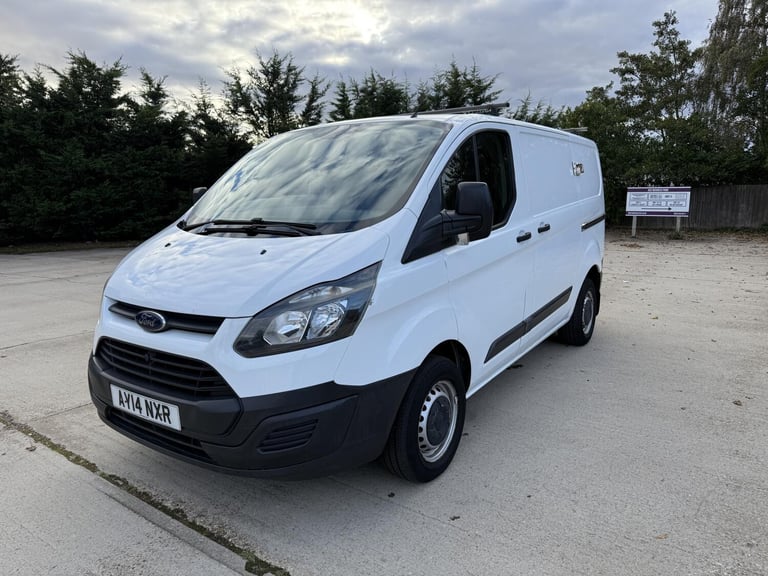 2014 Ford Transit Custom 2.2 TDCi 100ps Low Roof Van PANEL VAN DIESEL Manual