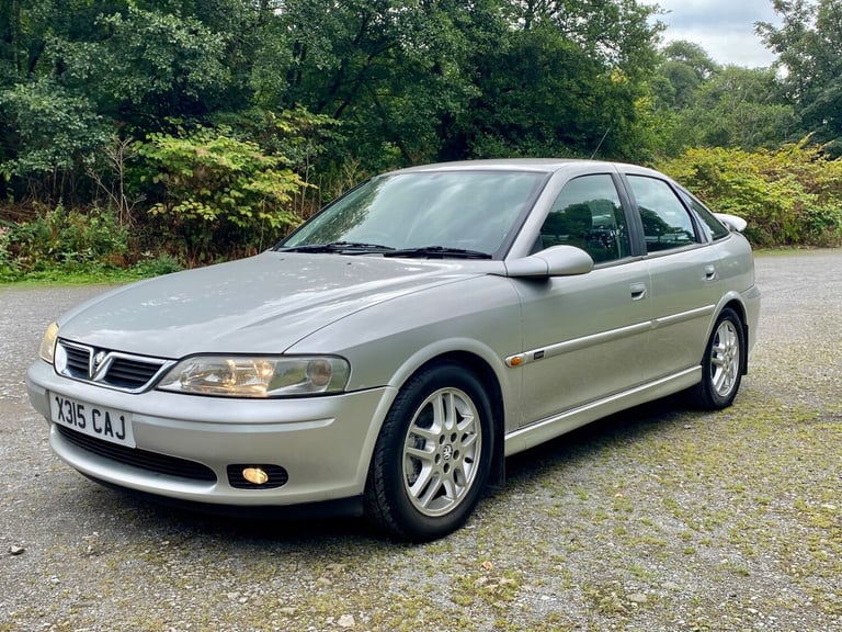 2000 Vauxhall Vectra 2.0 SRi 140 5dr HATCHBACK Petrol Manual