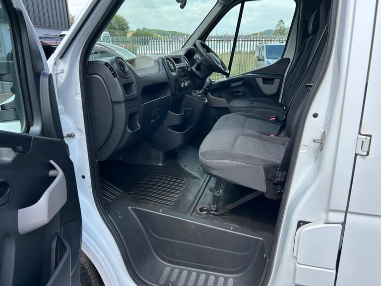 VAUXHALL MOVANO 2.3 CDTi 3500 Double Crew Cab Dropside White Manual Diesel 2018