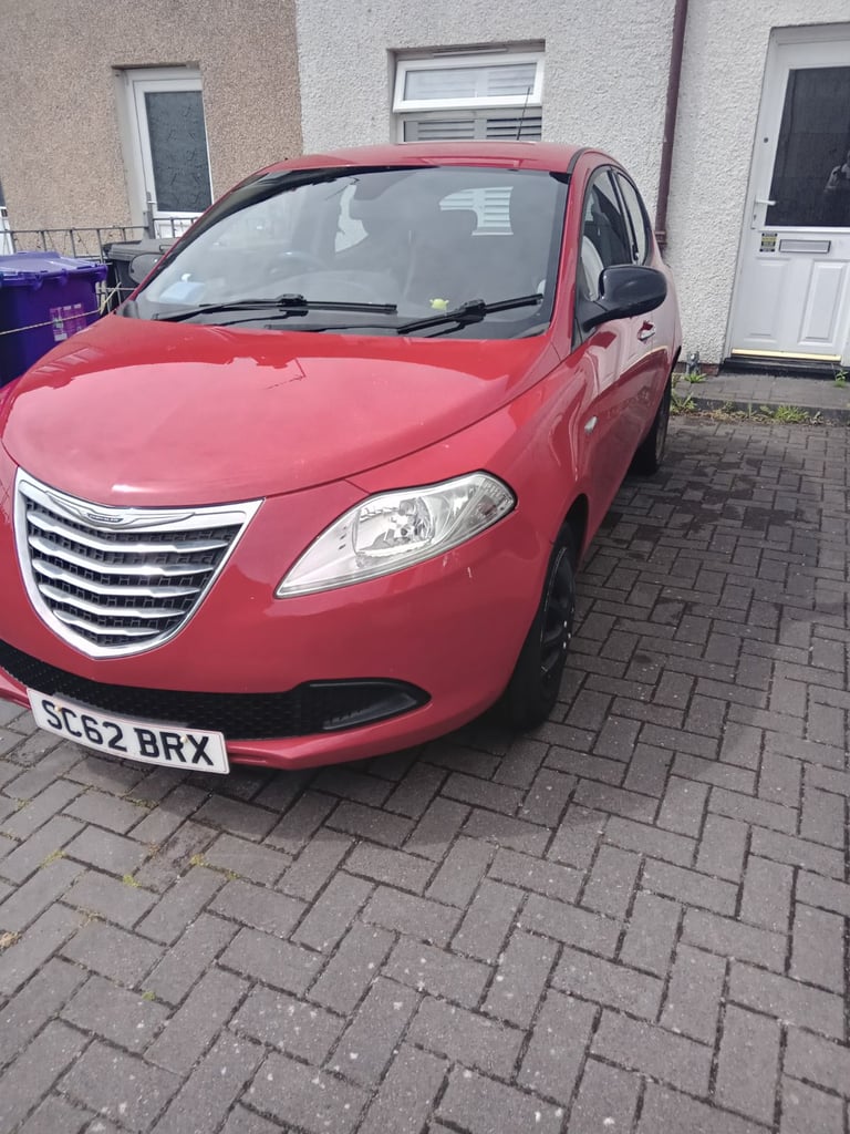 Chrysler, YPSILON, Hatchback, 2012, Manual, 1242 (cc), 5 doors