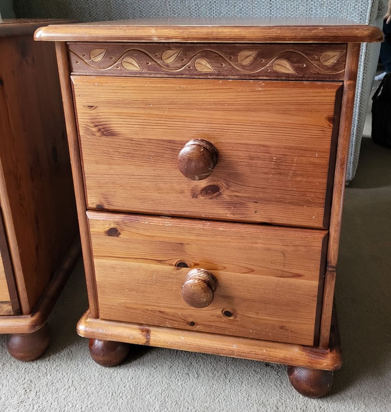 Pair of bedside tables