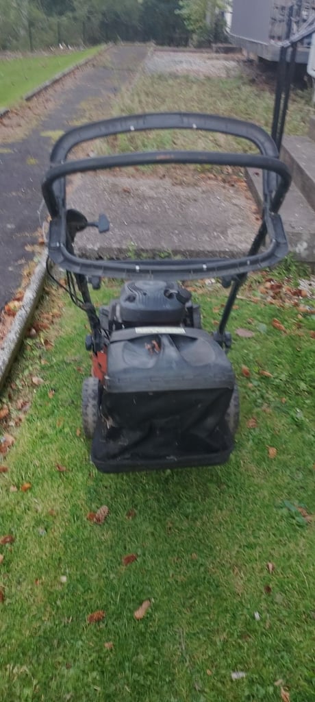 Petrol lawnmower 