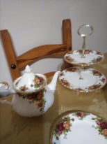 Country Rose Royal Albert china tea set