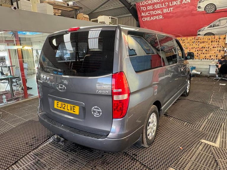 2012 Hyundai i800 2.5 CRDi Style 5dr Auto MPV DIESEL Automatic