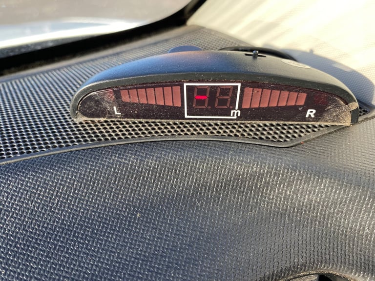 (64) Isuzu D Max E/C 2.5 Twin Turbo,  Canopy ,nt mitsubishi l200 club cab,toyota hilux ecb,