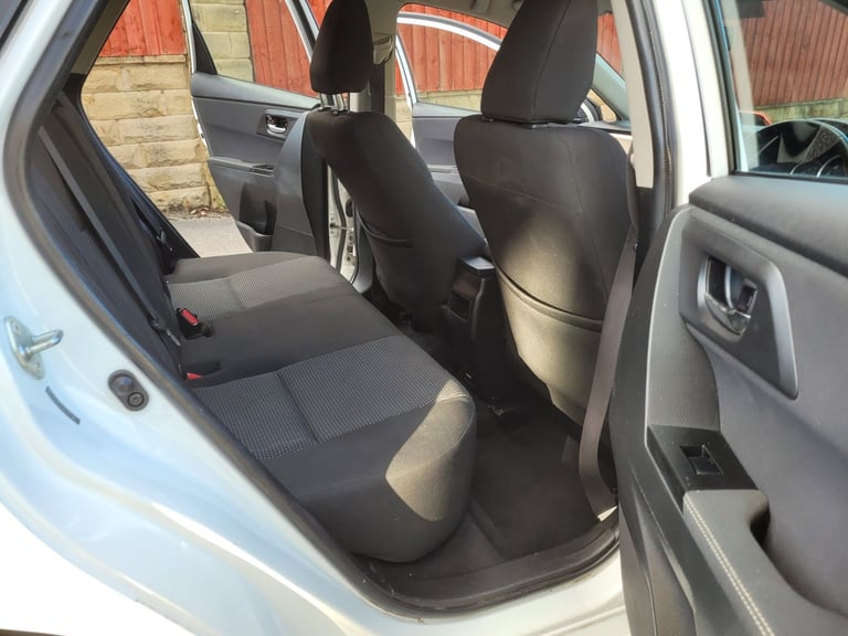 2015(64)TOYOTA AURIS 1.4 D4-D ICON 177K 12 MONTH'S MOT*£20/TAX*6SPEED*90BHP*FACELIFT MODEL*