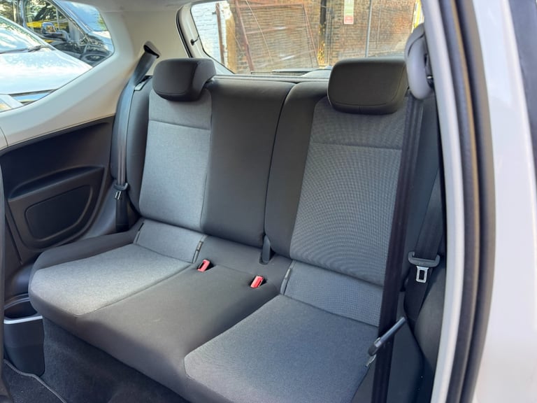 2014 Volkswagen up! 1.0 Move Up 3dr HATCHBACK Petrol Manual