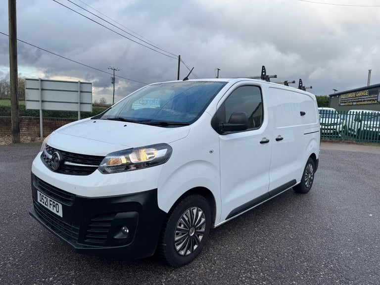 image for 2021 Vauxhall Vivaro 2700 1.5 EDITION VAN SWB AIR CON PARKING SENSORS FSH 2021 PANEL VAN Diesel M...