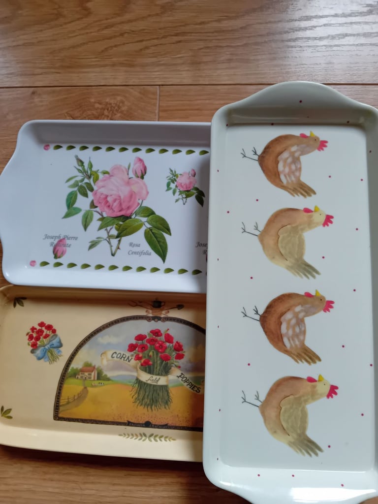 image for 3 sandwich trays & 1 garlic bread tray
