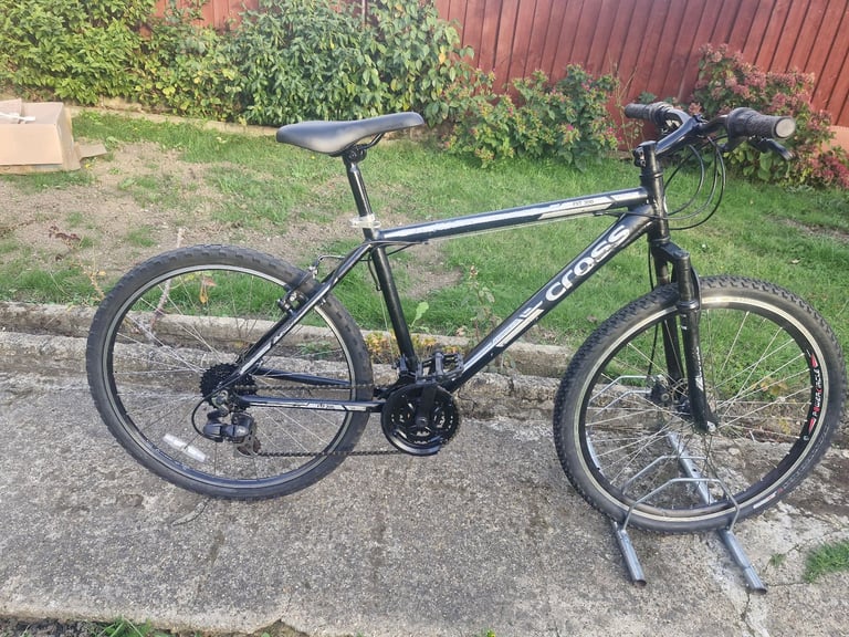 image for BOYS MENS GENTS ADULTS CROSS  26 INCH WHEELS 18 INCH FRAME 21 SPEED BIKE BICYCLE