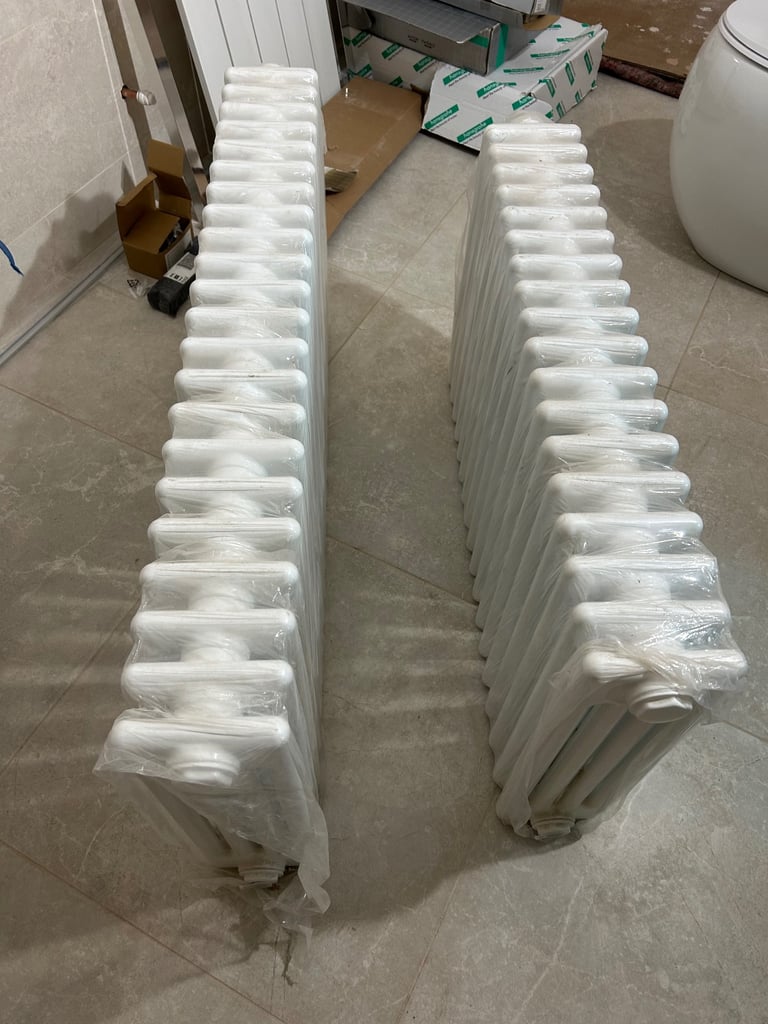 New Stelrad 4 Column Horizontal Radiators