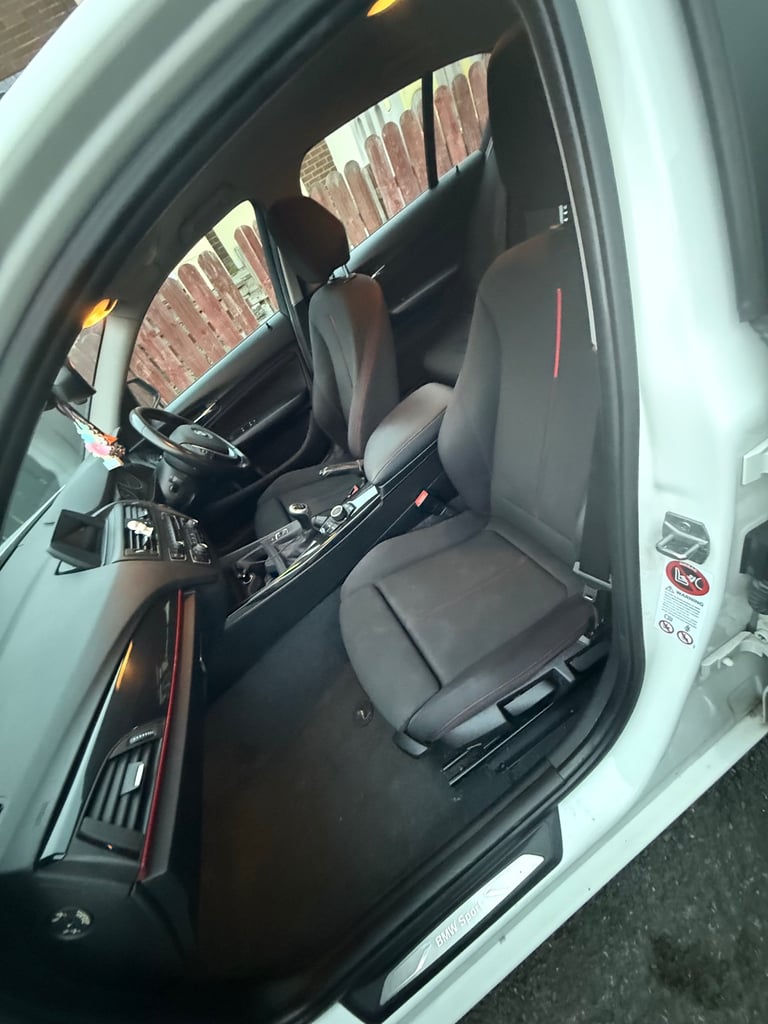 BMW, 1 SERIES, Hatchback, 2013, Manual, 1598 (cc), 5 doors