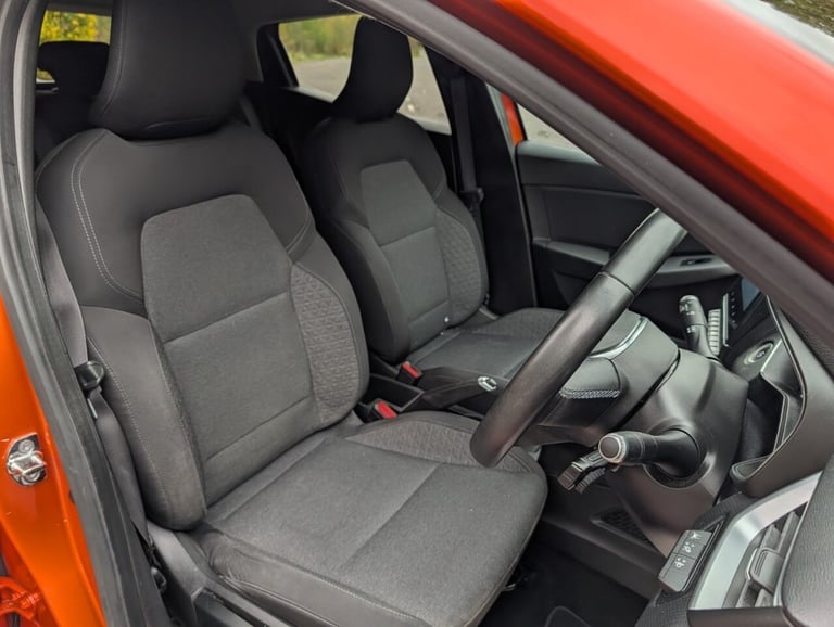 2021 Renault Clio 1.0 TCe Iconic Hatchback 5dr Petrol Manual Euro 6 (s/s) (100 ps) Hatchback Petr...