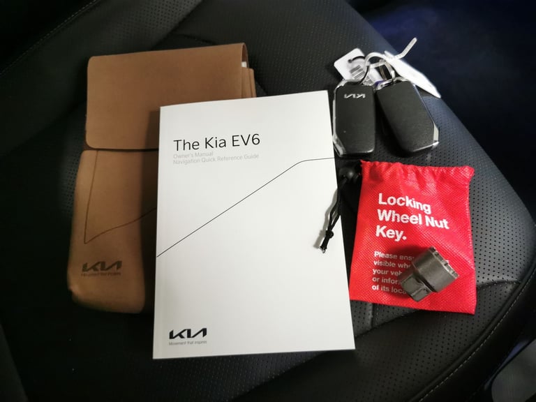 2022 Kia EV6 77.4kWh Air Hatchback 5dr Electric Auto (225 bhp) - HEATED STEERING - LANE  Hatchbac...