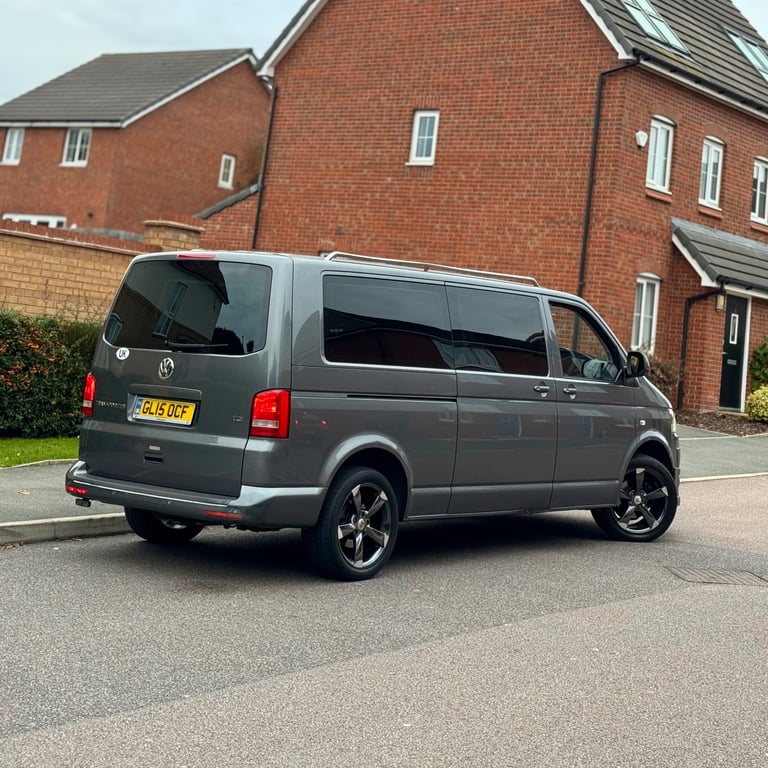 Volkswagen, TRANSPORTER SHUTTLE, MPV, 2015, Automatic, 170bhp 9 Seater 