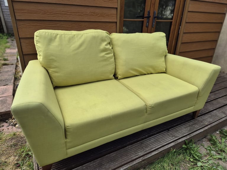 Two Second-Hand Sofa – Great Condition – Recently Cleaned – Local Delivery Possible!