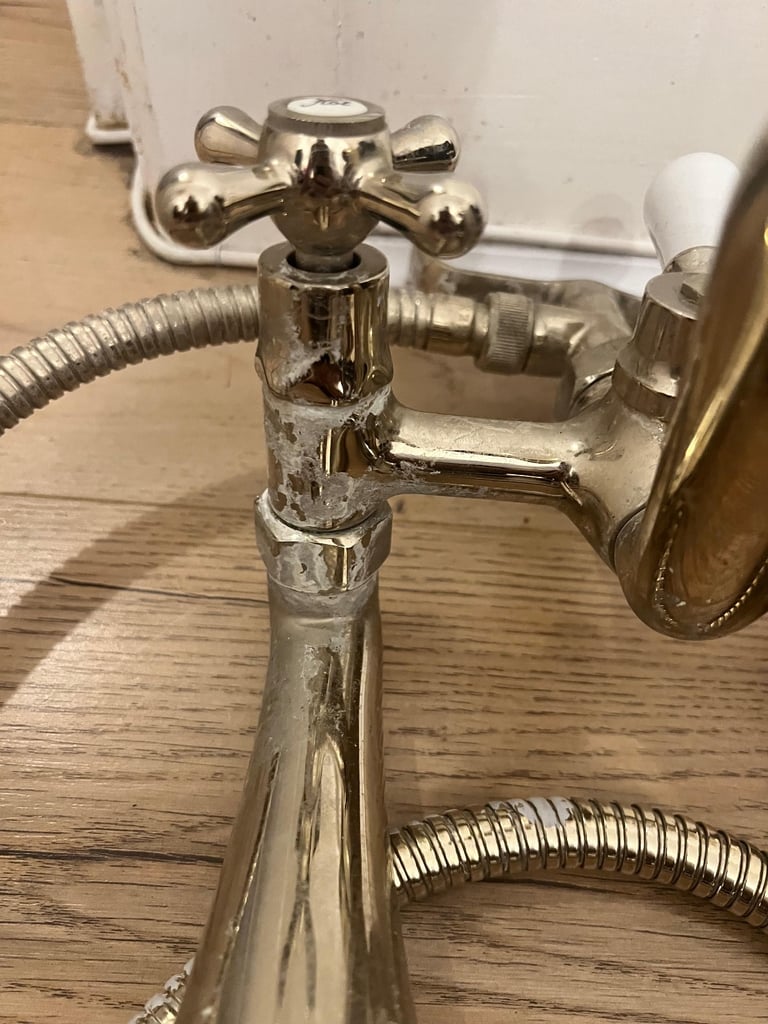 cooke and lewis Traditional Bath Shower Mixer Tap with Handset vintage chrome 