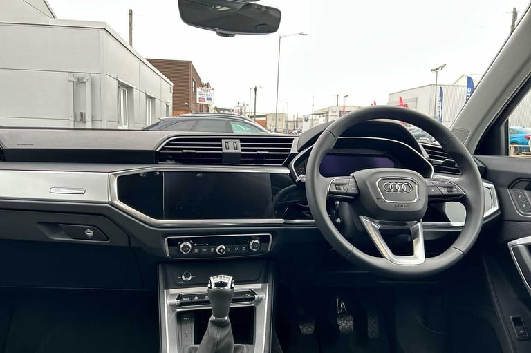 2025 Audi Q3 35 TFSI Sport 5dr SUV Petrol Manual