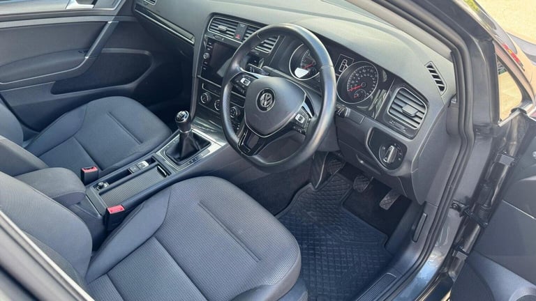 VOLKSWAGEN GOLF 1.5 TSI EVO SE Nav Euro 6 (s/s) 5dr 2018