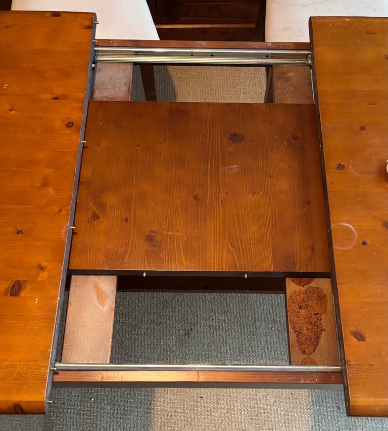 Extendable Mahogany Dining Table | Solid Wood | Curved Edge | Seats 6–8 | Free New Top