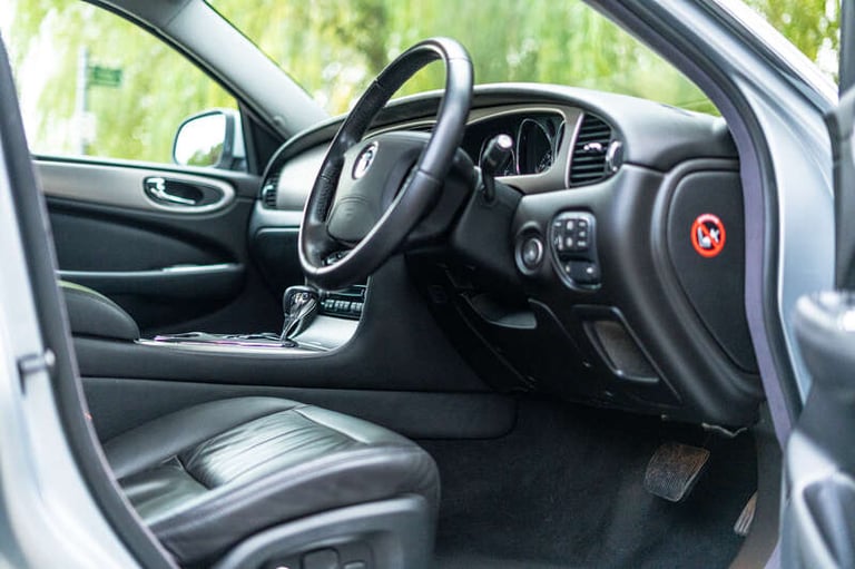 2007 Jaguar XJ XJ 2.7 TDVi Sovereign 4dr Auto SALOON DIESEL Automatic