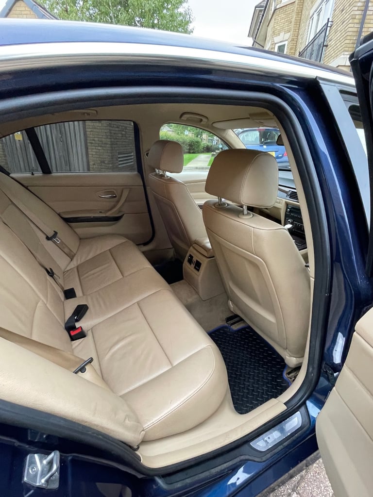 BMW, 3 SERIES, Saloon, 2011, Semi-Auto, 1995 (cc), 4 doors