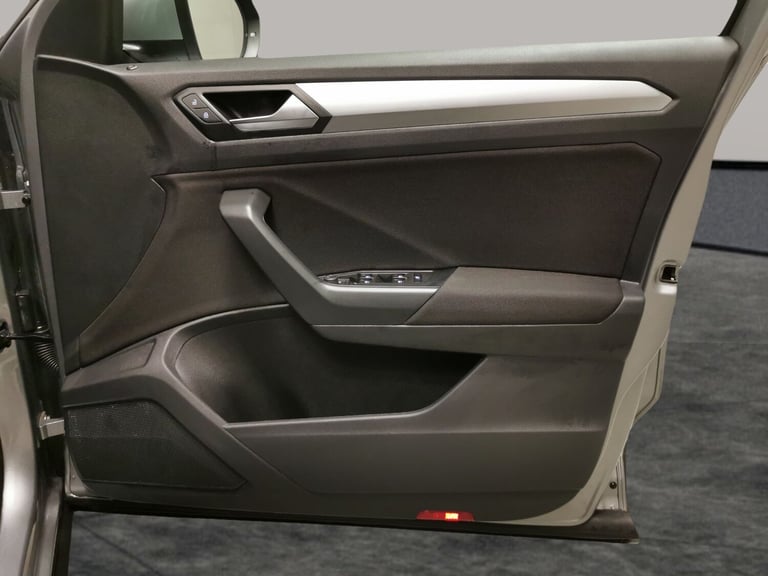 2023 Volkswagen T-Roc 1.0 TSI Life 5dr HATCHBACK PETROL Manual