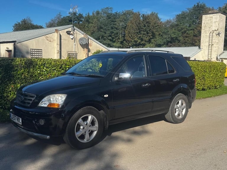 image for Kia Sorento 2.5 CRDi XT Automatic 2008 Only 88K MOT September 2026
